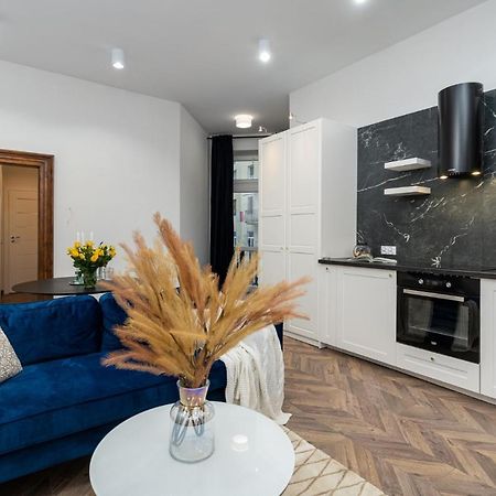 Cozy Apartment In The Center Of Krasków Εξωτερικό φωτογραφία